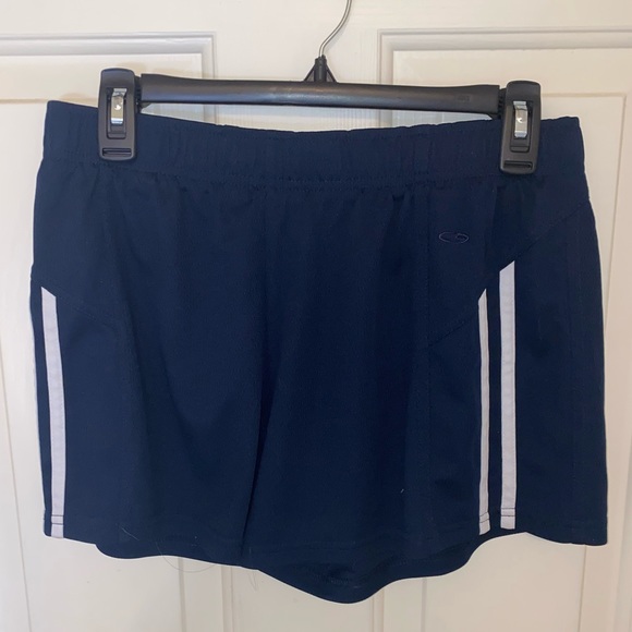 🔥3/$20 Sale🔥: Champion Shorts-M - Picture 5 of 7
